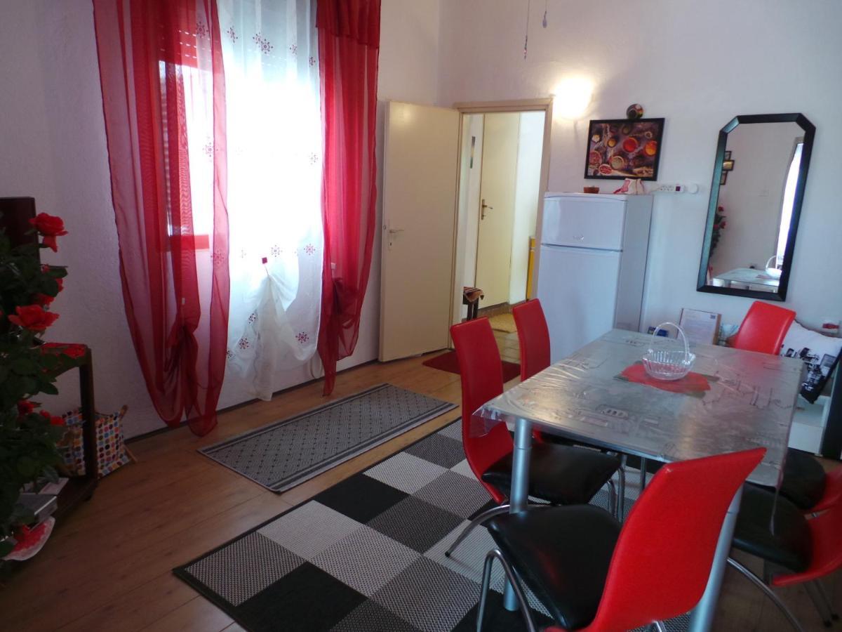 2 L Daire Jablanac Dış mekan fotoğraf