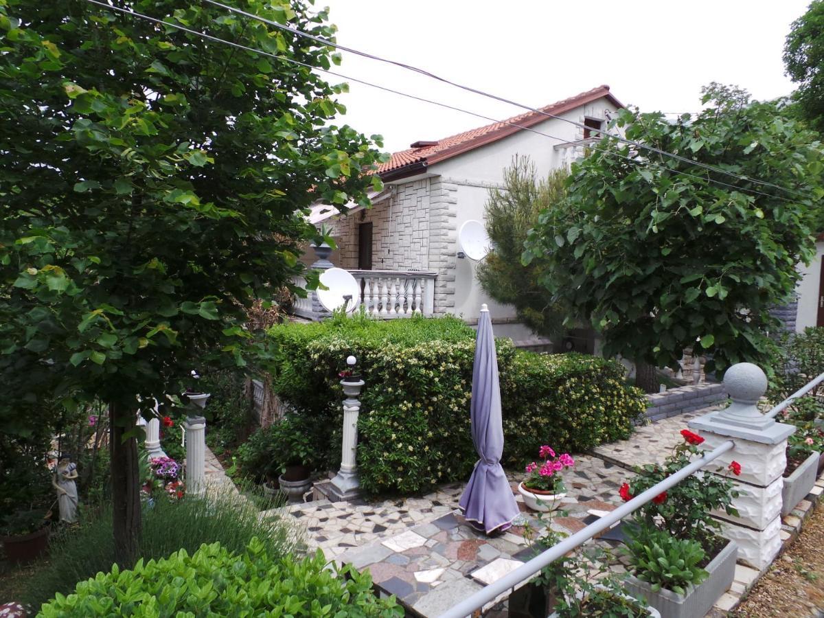 2 L Daire Jablanac Dış mekan fotoğraf